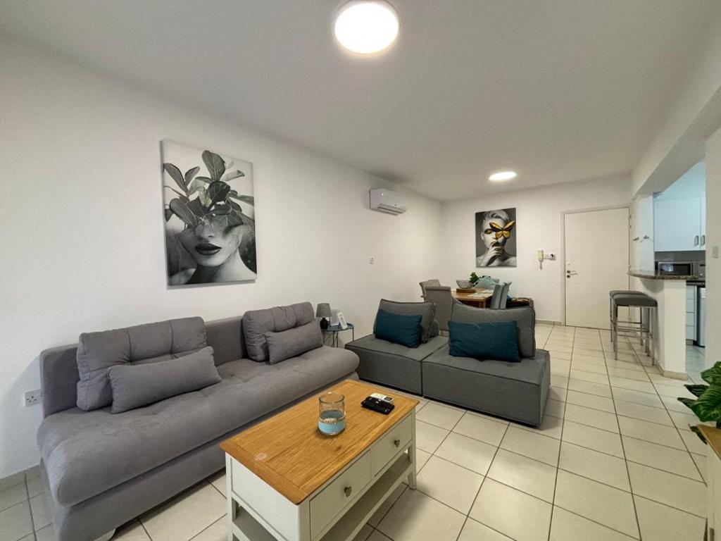 Cozy Apartment In Paphos Beautiful Complex Eksteriør bilde