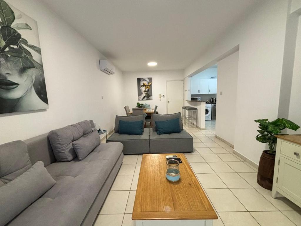 Cozy Apartment In Paphos Beautiful Complex Eksteriør bilde